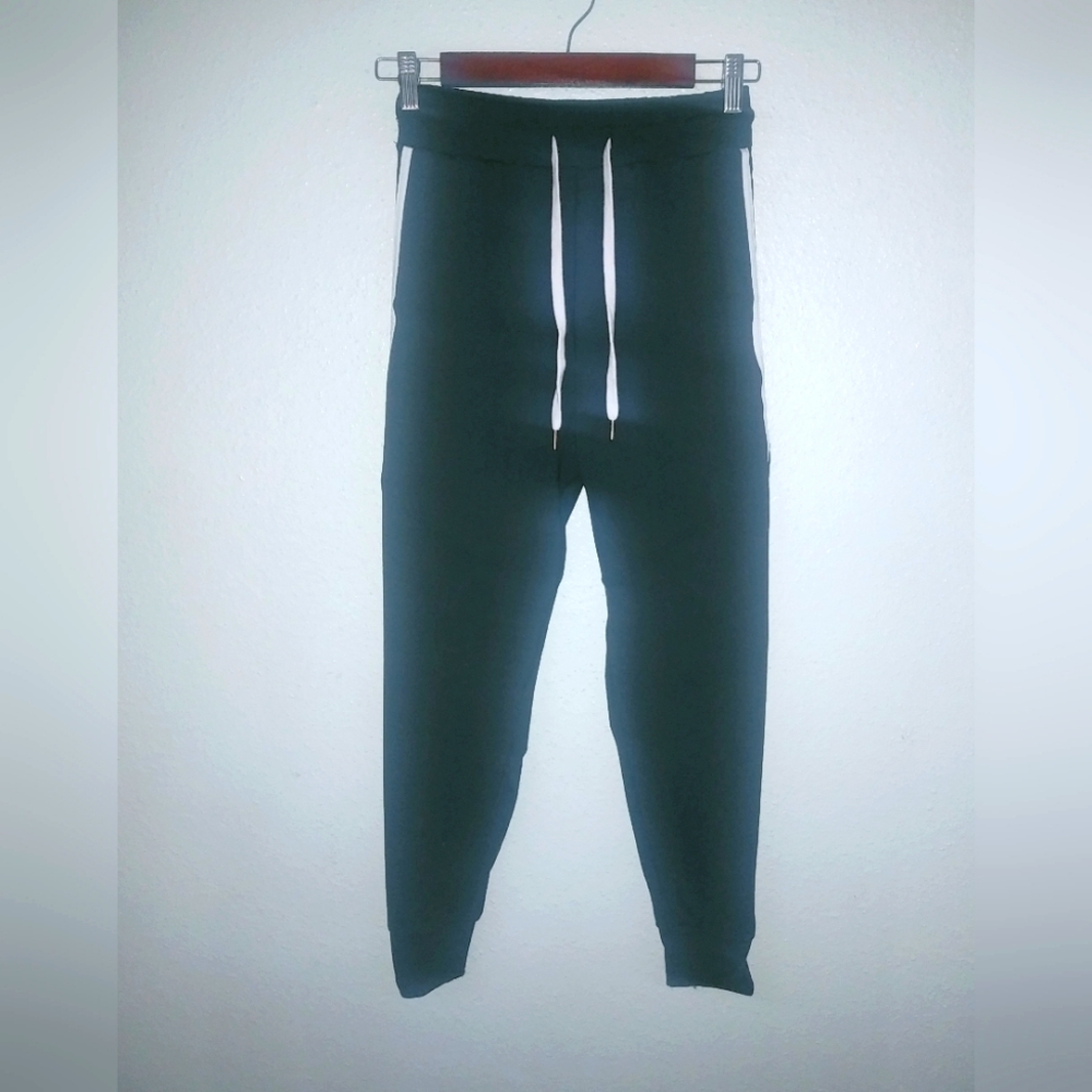 BuffBunny M Track Joggers in Black Athletic Pants